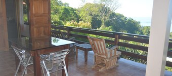 Many's House - La Joya De Ballena