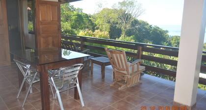 Many's House - La Joya De Ballena