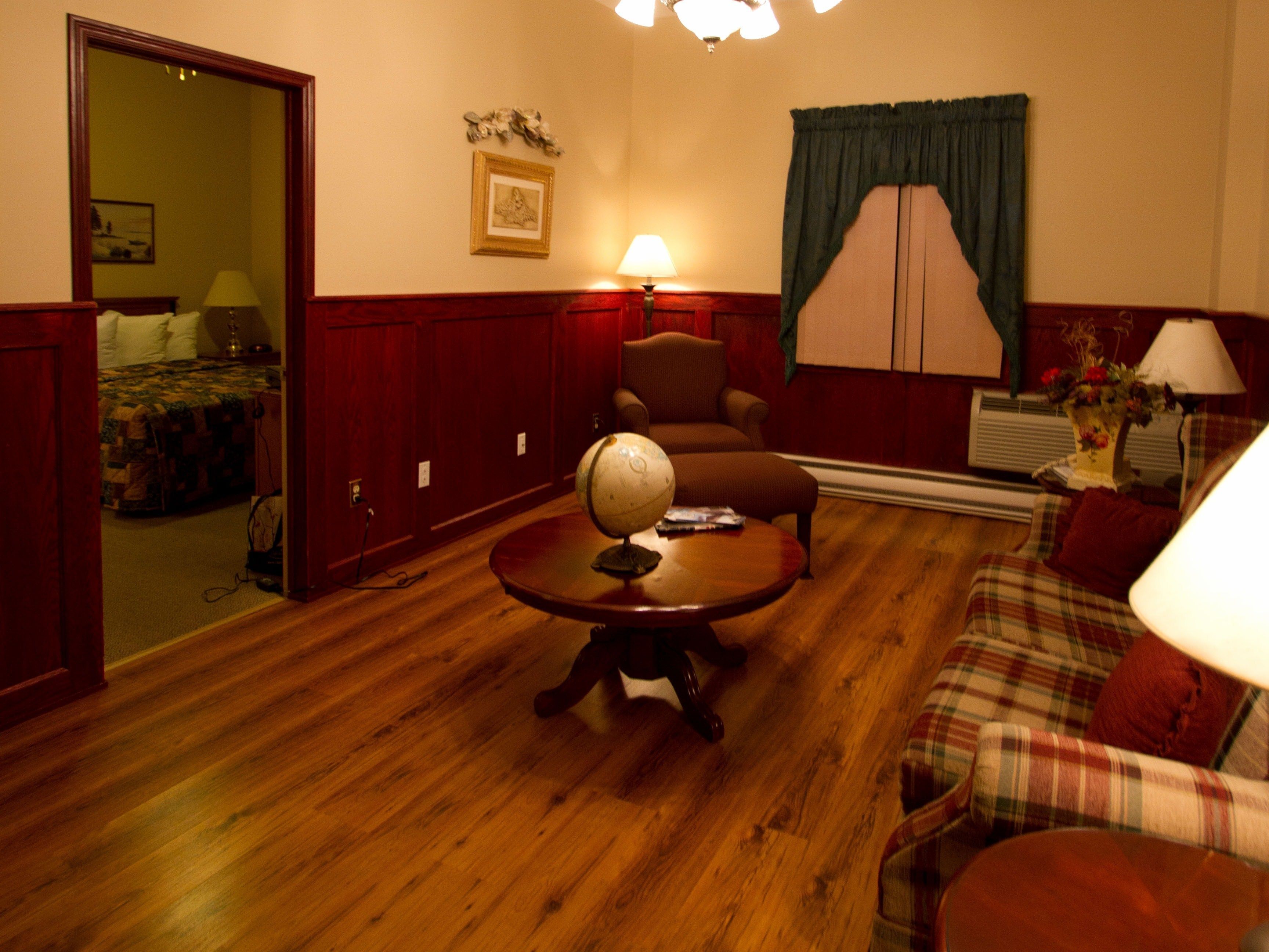 32-inch flat-screen tv with cable channels, tv