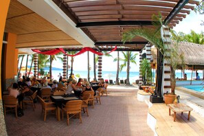 Breakfast, lunch and dinner served  - Calypso Beach & Dive Resort (Boracay Island)