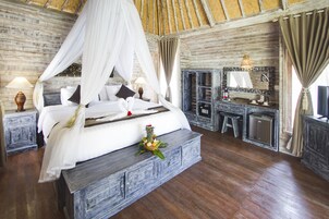 Ropa de cama de alta calidad y minibar