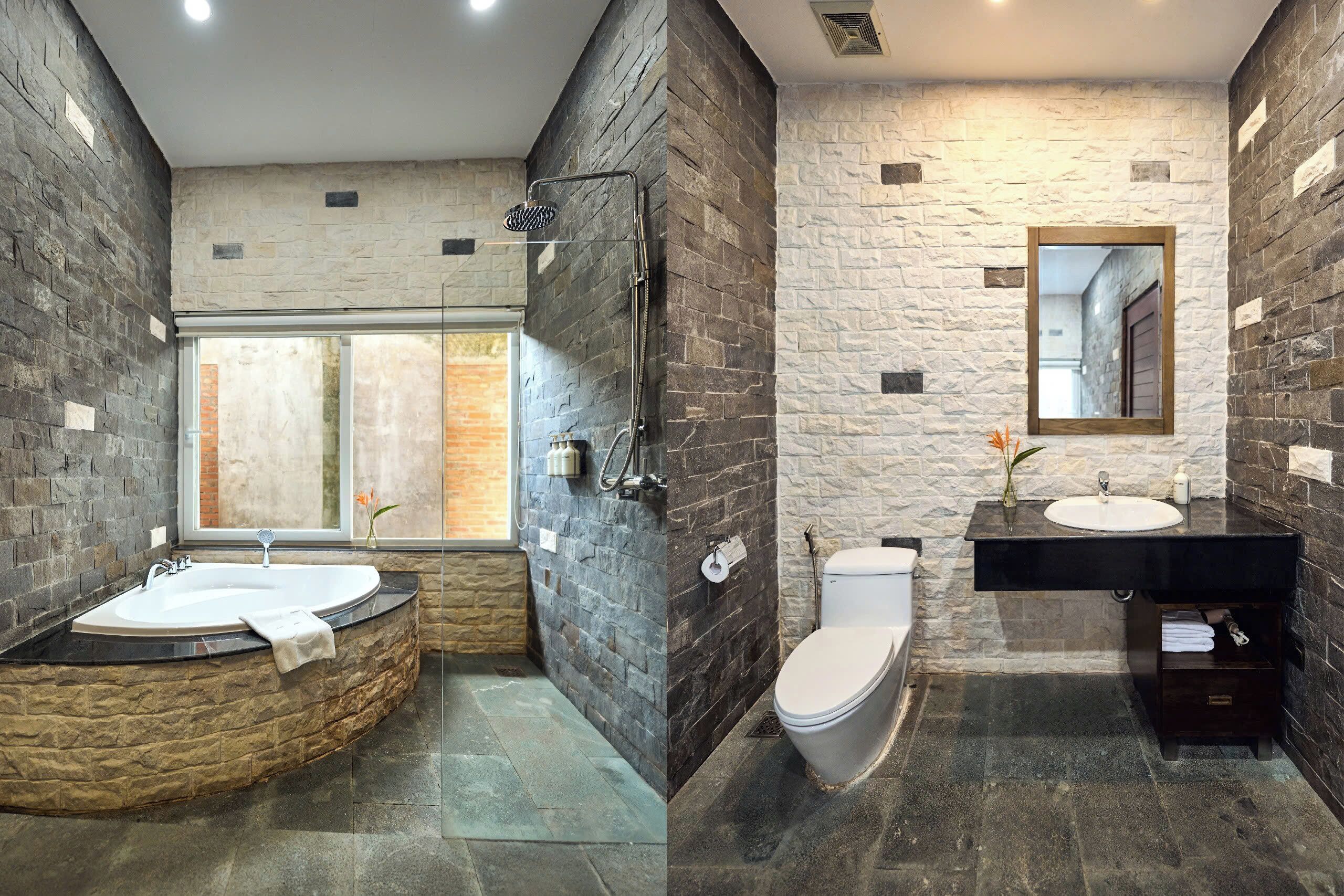 separate bathtub and shower, free toiletries, hair dryer, bathrobes