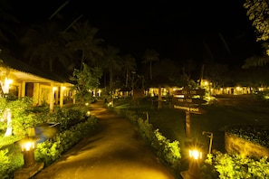 Ngoại thất