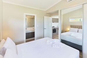 Standard Studio | Iron/ironing board, free WiFi, bed sheets - RAC Cervantes Holiday Park (Cervantes)