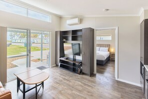 Standard Studio | Living area - RAC Cervantes Holiday Park (Cervantes)