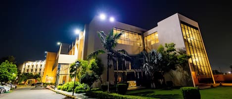 Free self parking, free valet parking