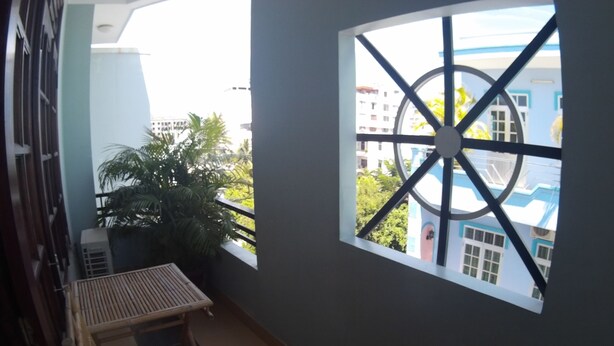 Balcony - Truong Giang Hotel (Nha Trang)