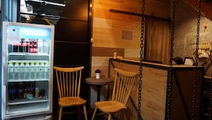Lobby sitting area - Buff Hostel (Bangkok)