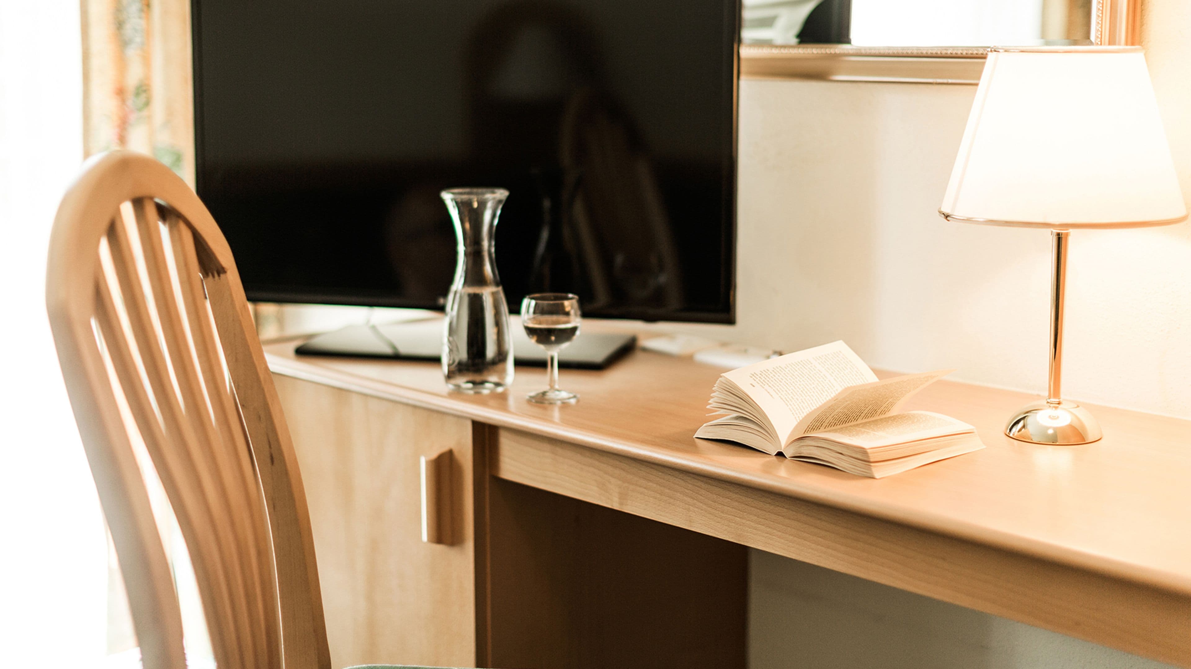 in-room safe, desk, soundproofing, travel cot