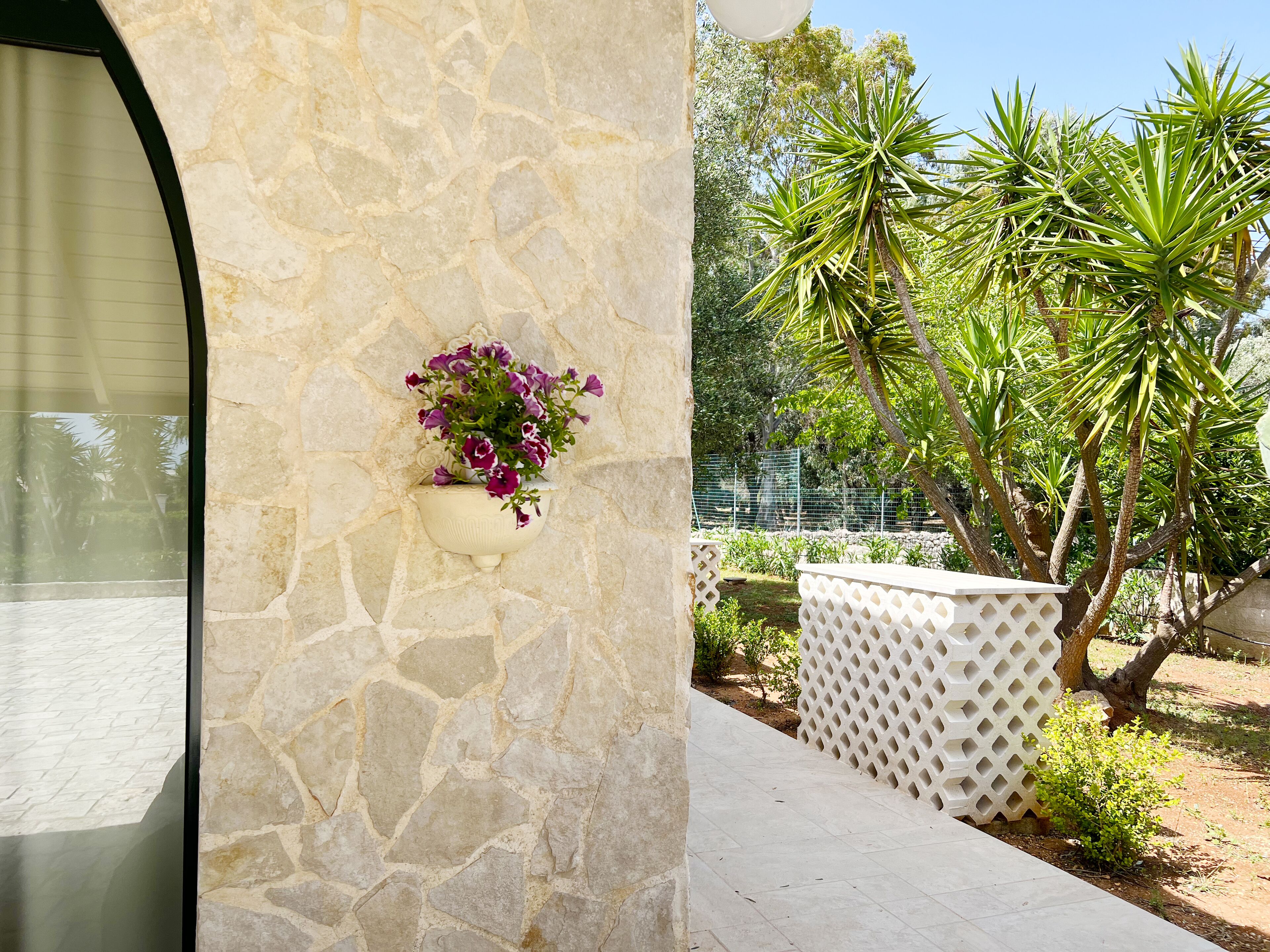 客房, 1 張加大雙人床 | 迷你吧、搖籃/嬰兒床、免費無線上網、床單