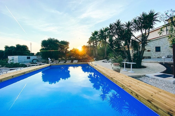 Piscine extérieure (ouverte en saison)