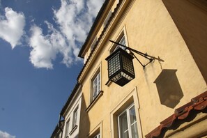 Front of property - Barbakan Apartament Old Town (Warsaw)