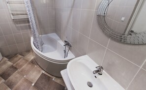 Comfort Apartment, 1 Bedroom, City View | Bathroom