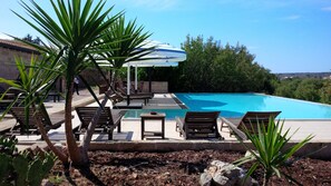 Outdoor pool, a rooftop pool, pool loungers - Antica Masseria Pescu (Presicce-Acquarica)