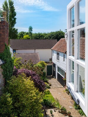 Family Room | Desk, blackout drapes, iron/ironing board, free WiFi