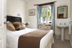 Double Room, Private Bathroom (External)