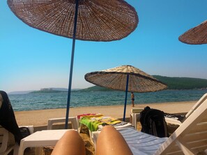 Private beach, sun-loungers, beach umbrellas, beach towels