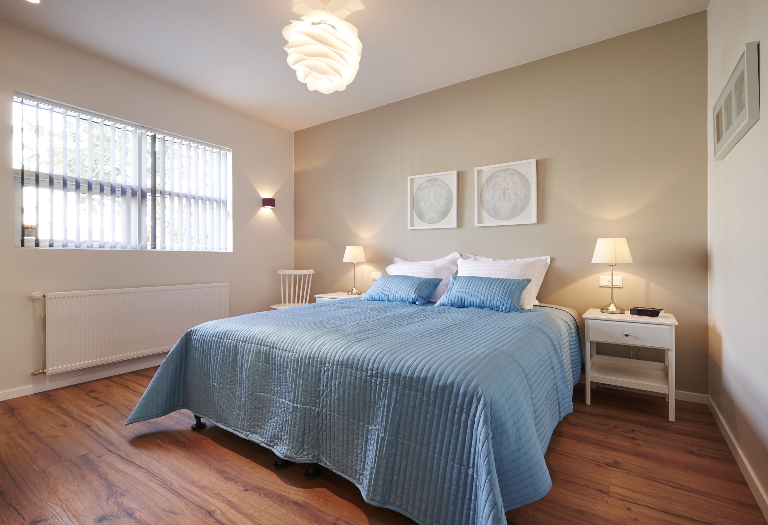 Appartement, 2 slaapkamers, op benedenverdieping | 1 slaapkamer, een kluis op de kamer, individueel gedecoreerd