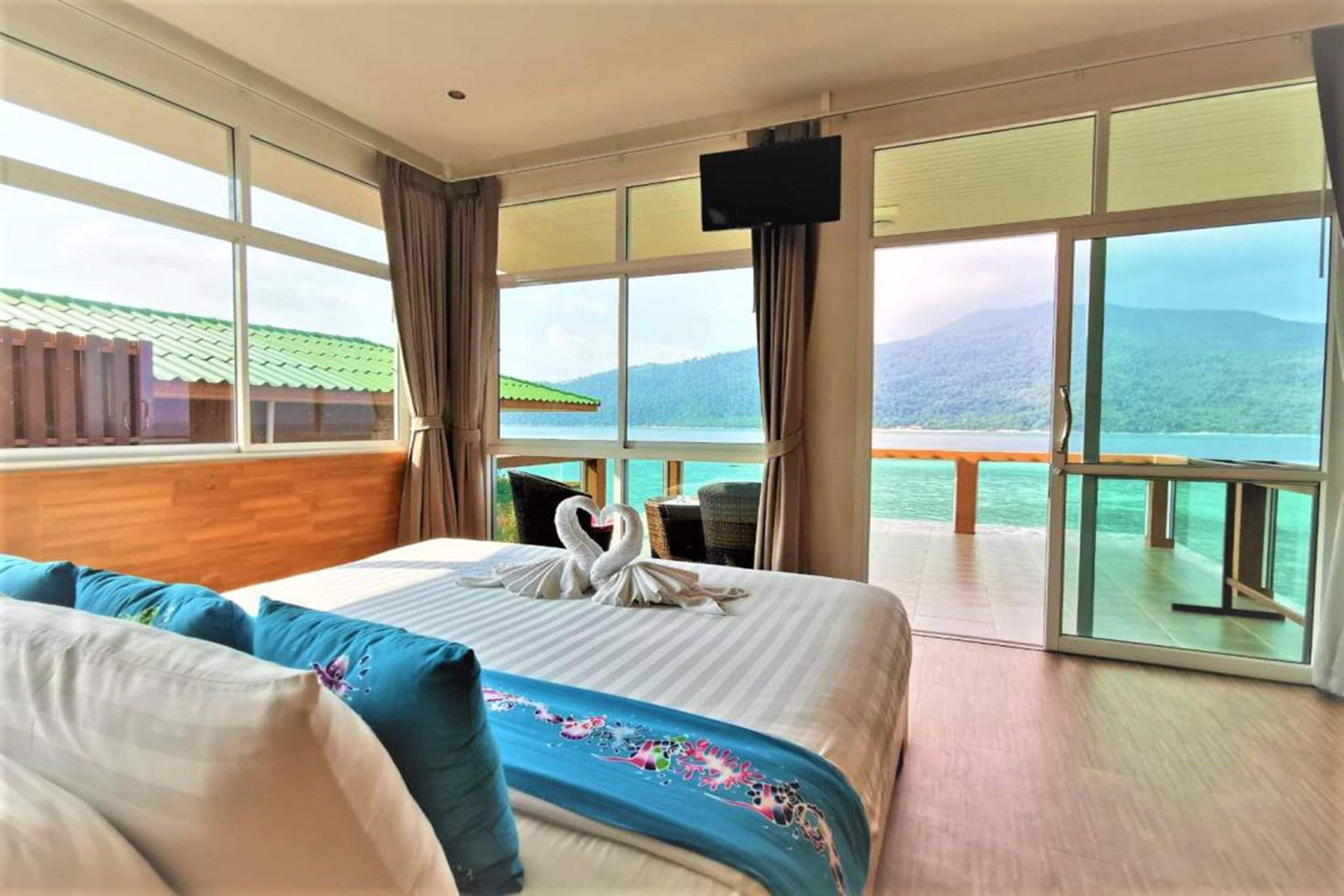 ocean pool villa | 1 bedroom, in-room safe, individually decorated, desk