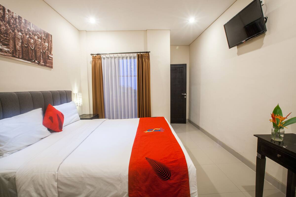 Superior Double Room | Desk, soundproofing, WiFi (free), bed sheets
