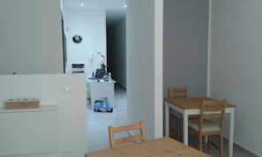 Esmorzar diari complet (5 EUR per persona)