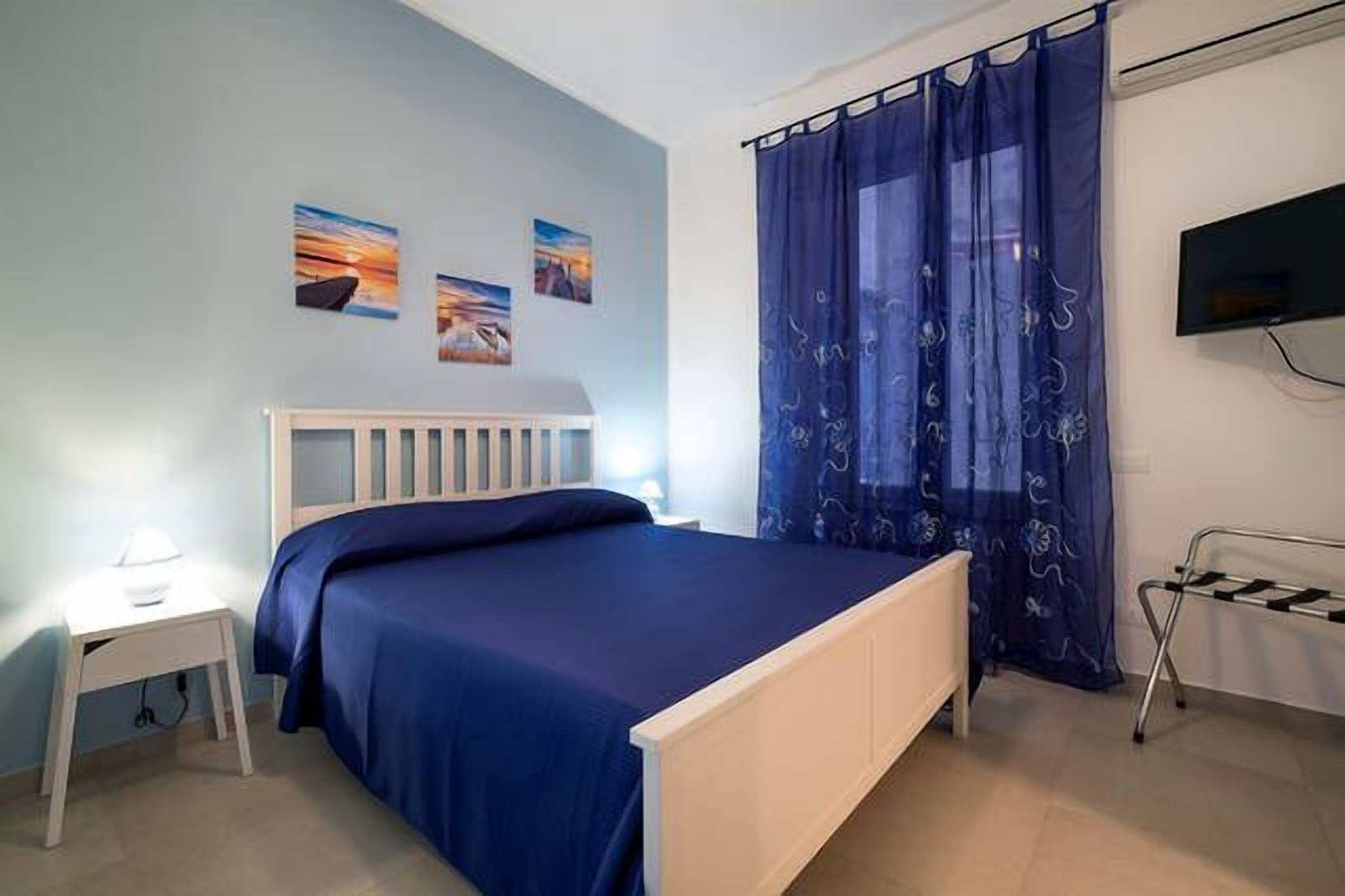 Dobbeltværelse - 1 soveværelse - eget badeværelse | Premium-sengetøj, skrivebord, lydisolering, gratis Wi-Fi