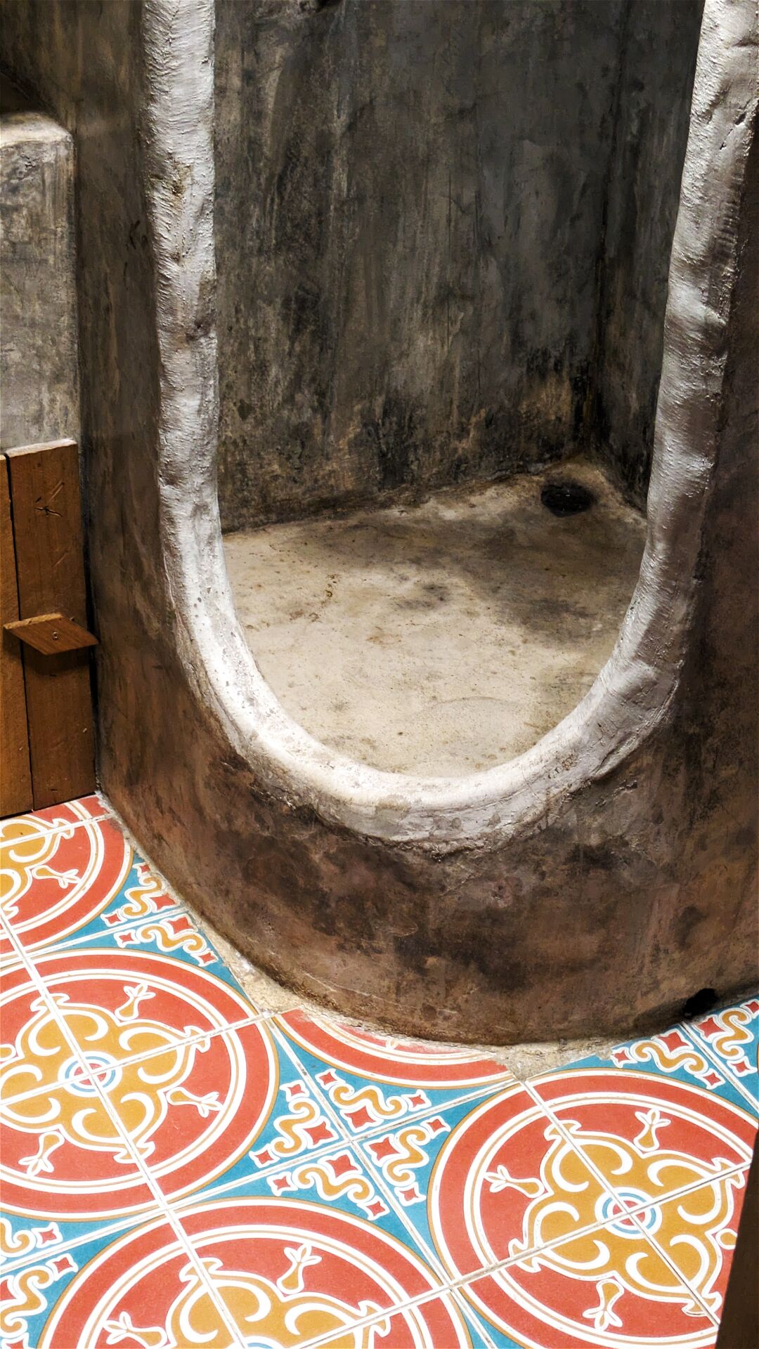 free toiletries, towels