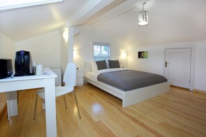 1 bedroom, minibar, desk, soundproofing - Dreamer's B&B Cihangir (Istanbul)