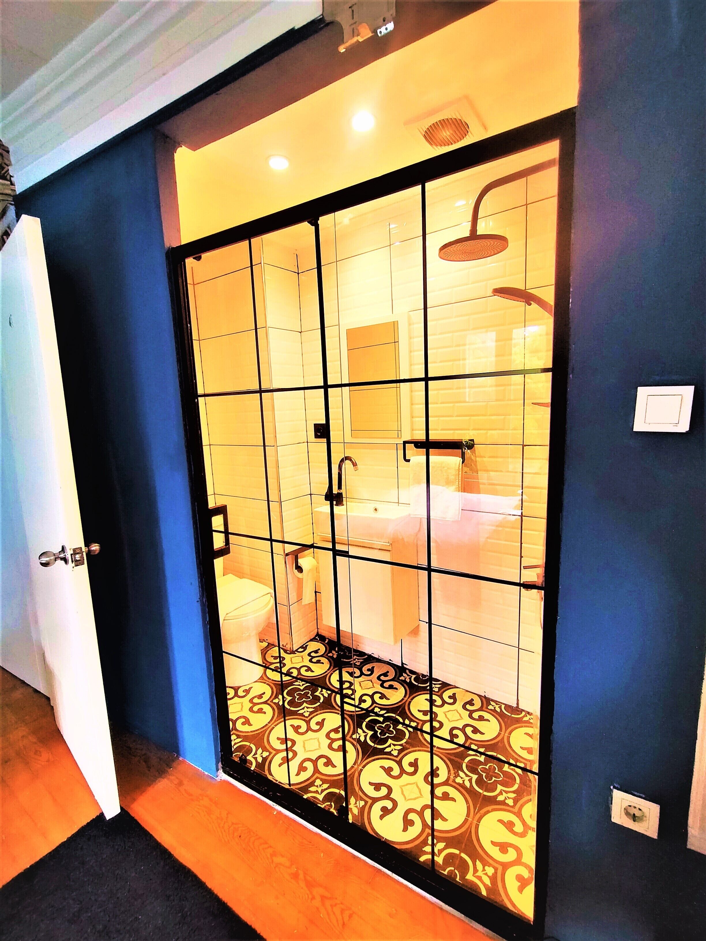 1 bedroom, minibar, desk, soundproofing