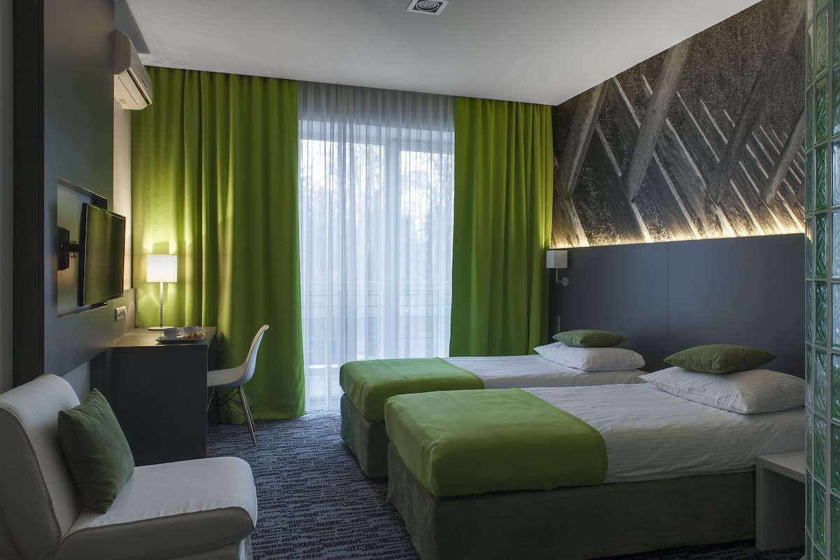 comfort double room | in-room safe, desk, iron/ironing board, free wifi