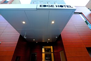 Property entrance - Edge Hotel (New York)