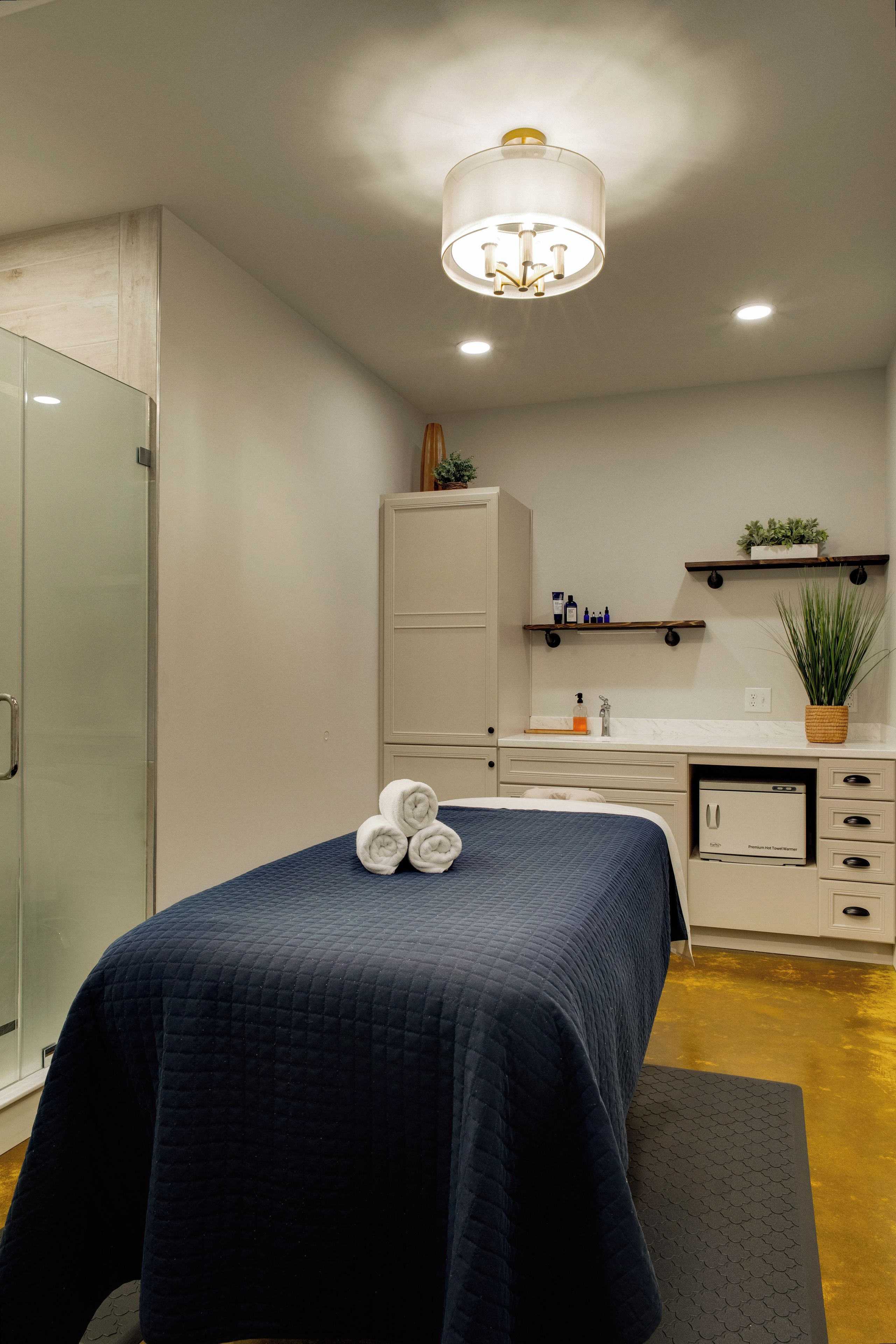 Sauna, body treatments, hot stone massages, deep-tissue massages