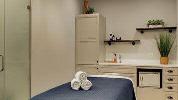 Sauna, body treatments, hot stone massages, deep-tissue massages