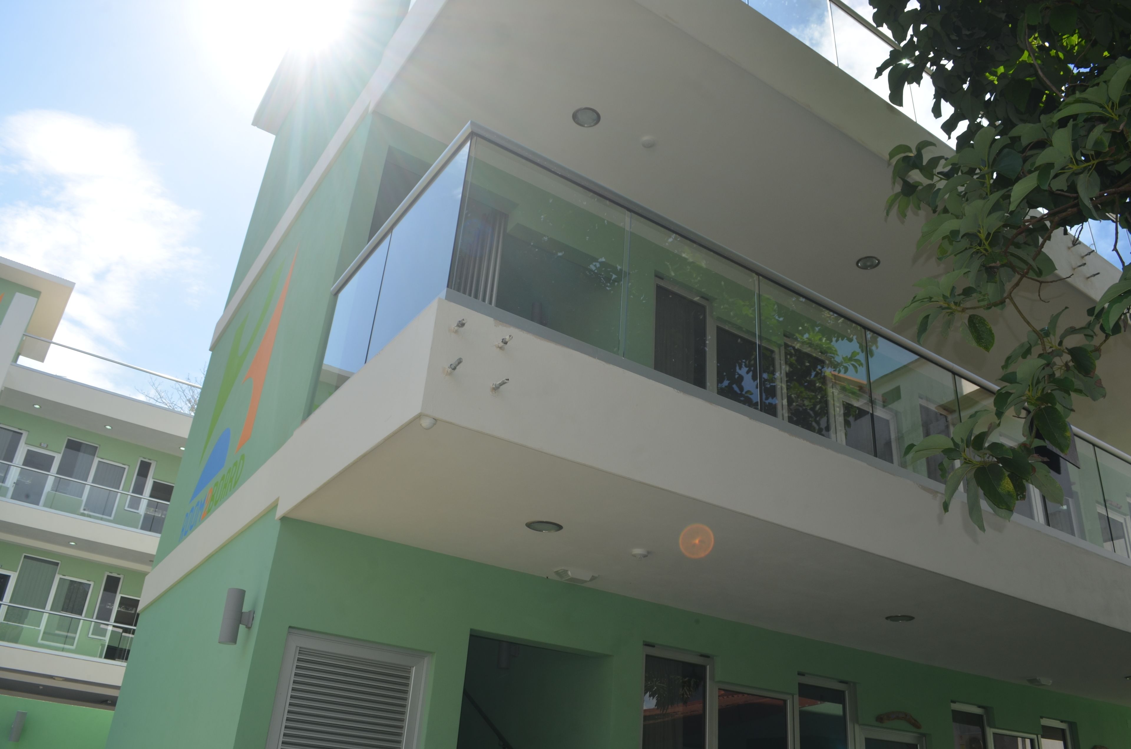 Foto - Room2Board Hostel and Surf School