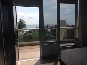 View from room - Room2Board Hostel and Surf School (Jacó)