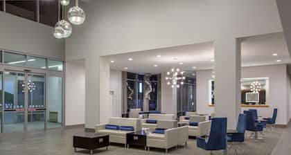 Holiday Inn Cleveland Clinic by IHG