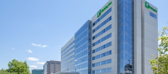 Holiday Inn Cleveland Clinic by IHG