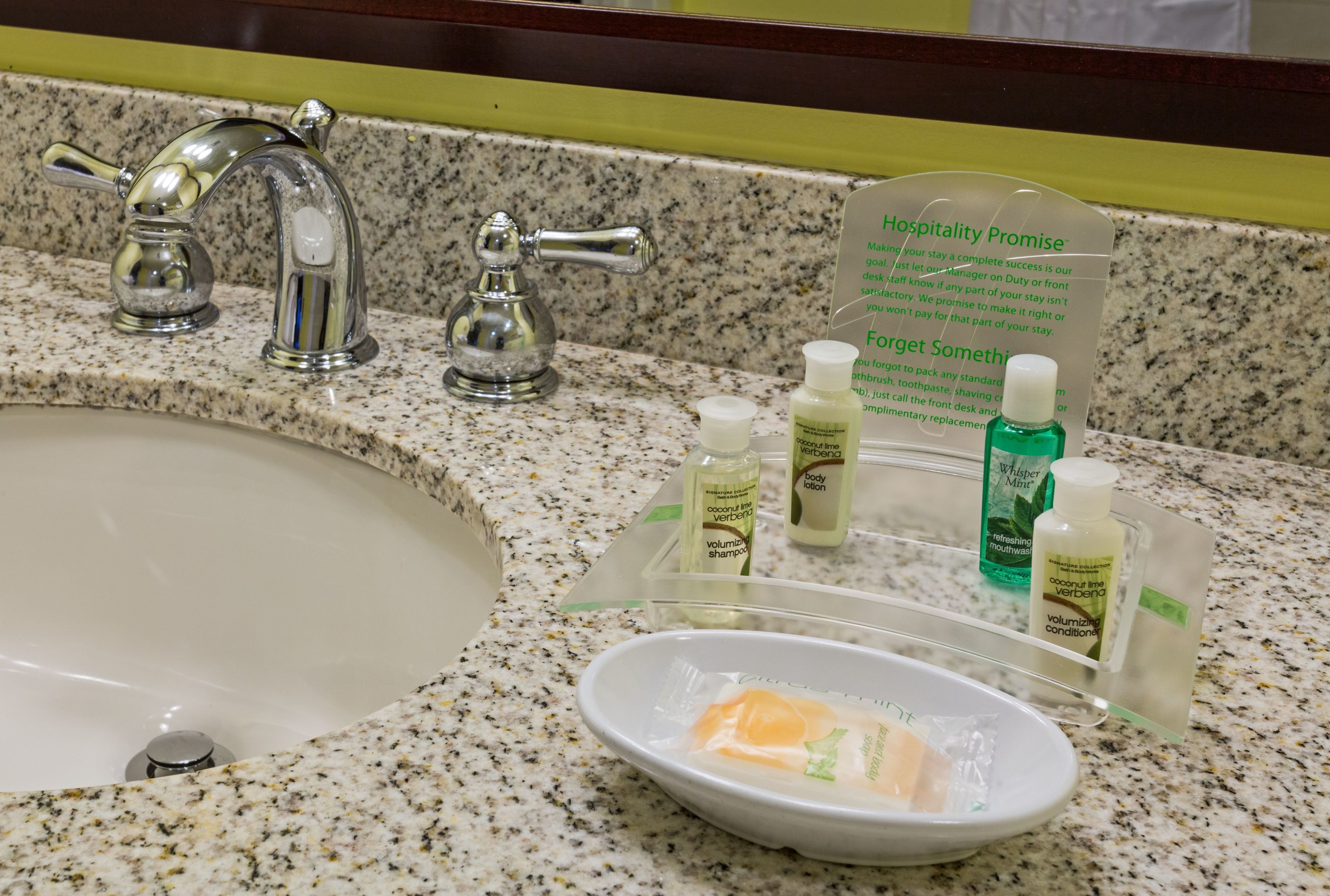 1 bedroom, in-room safe, desk, laptop workspace