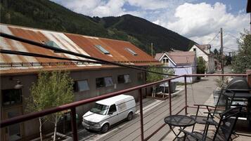 Room, 1 Queen Bed with Sofa bed, Non Smoking | Balcony