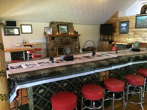 Restaurant - Eunica's Beaver Lodge (Mercer)