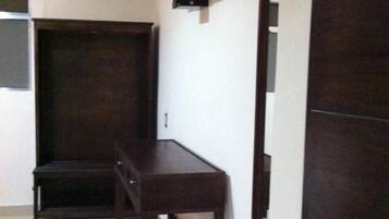 Superior Room | Premium bedding, in-room safe, individually furnished, desk