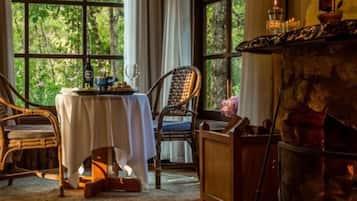 Chale Superior (Refugio 11) | In-room dining