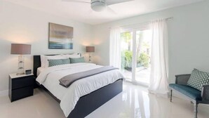 Waterfront Industrial Chic | 1 bedroom, premium bedding, iron/ironing board, WiFi (free) - MCM Beach Rentals Clearwater Beach (Clearwater Beach)