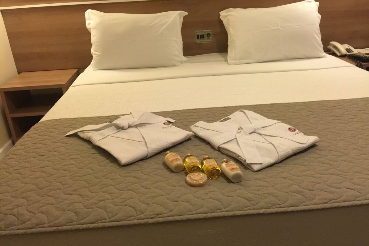 superior double room | minibar, in-room safe, desk, rollaway beds