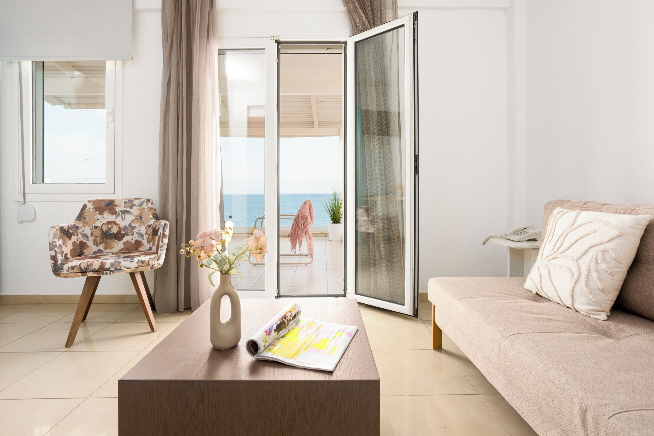 Superior Suite,Terrace, Sea View | Living area | 32-inch LCD TV with satellite channels, TV