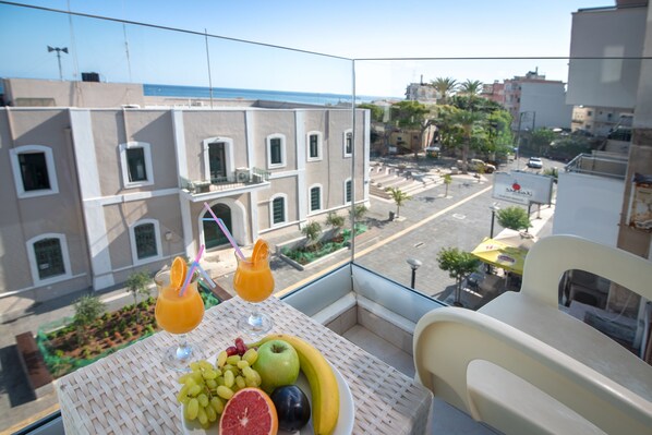 Double Room, Balcony, Sea View | Premium bedding, Select Comfort beds, in-room safe, desk - Coral Hotel - Hotelia Hospitality Group (Ierapetra)