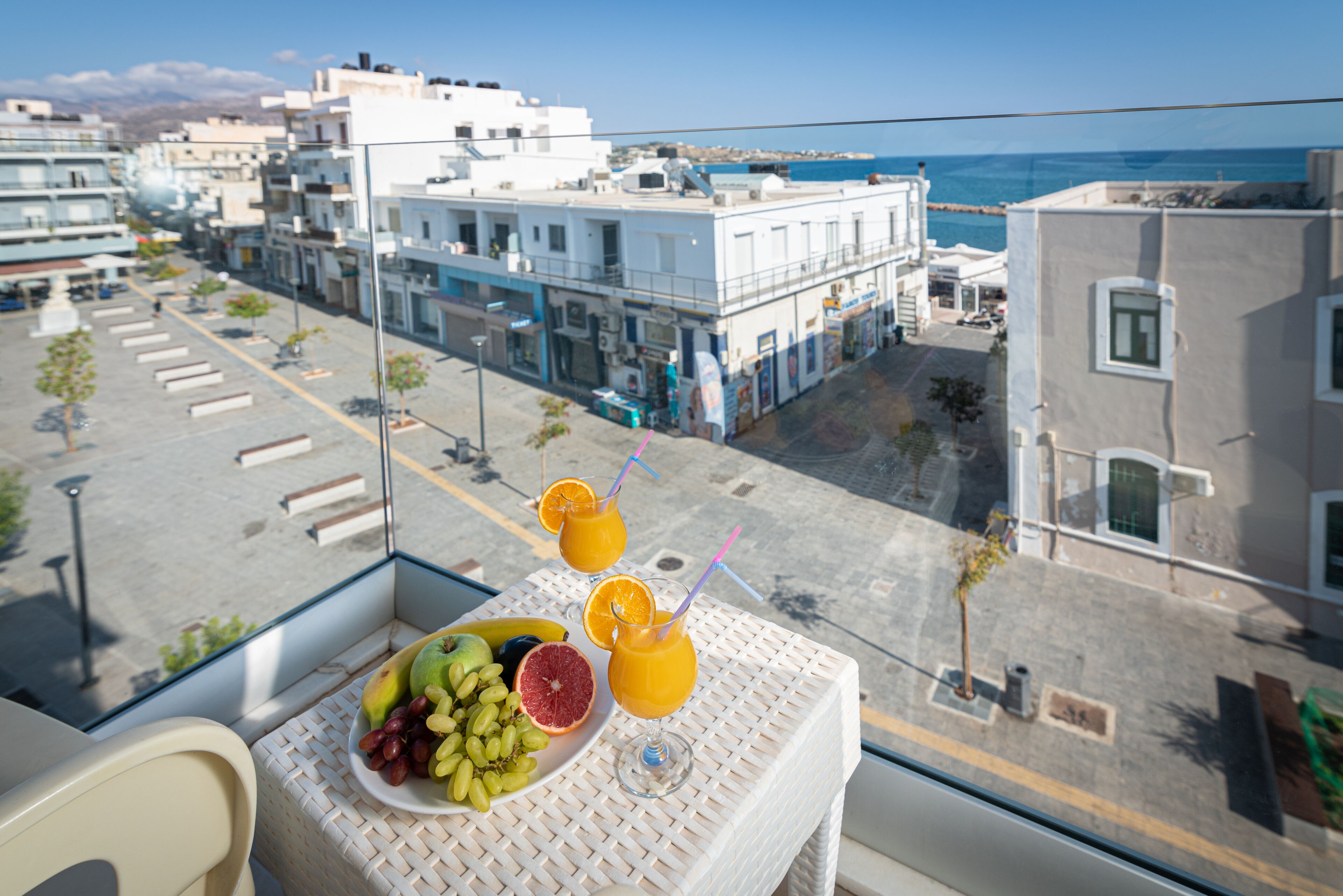 premium bedding, select comfort beds, in-room safe, desk