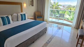 Deluxe Nature View King | Minibar (con algunos artículos gratuitos), caja fuerte, escritorio