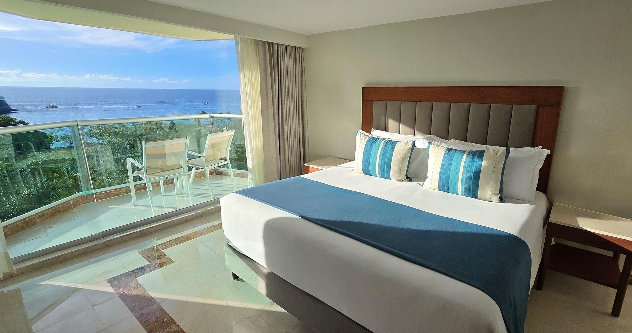 Minibar (some free items), in-room safe, desk, blackout drapes
