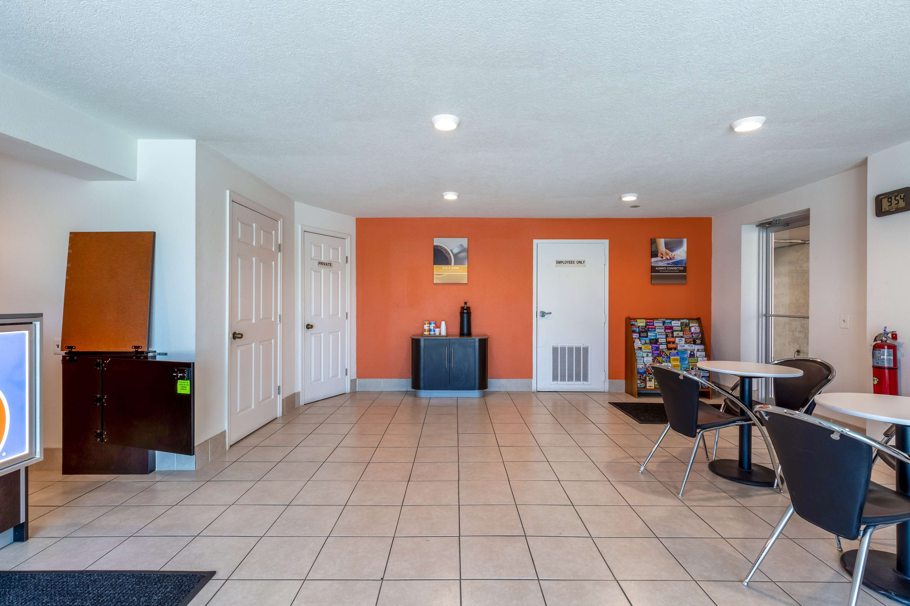 Photo - Motel 6-Houston, TX - East